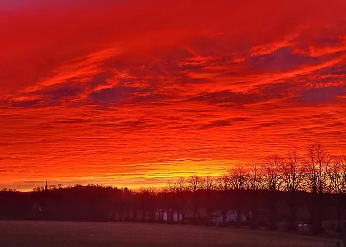 Maryja Z Prywatnym Duzym Jacuzzi I Sauna Przystan Pod Niebem Leczyce